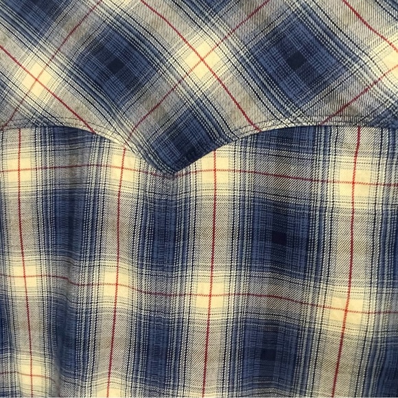 Levi's Blue Plaid Button Down Size XS - Picture 6 of 6